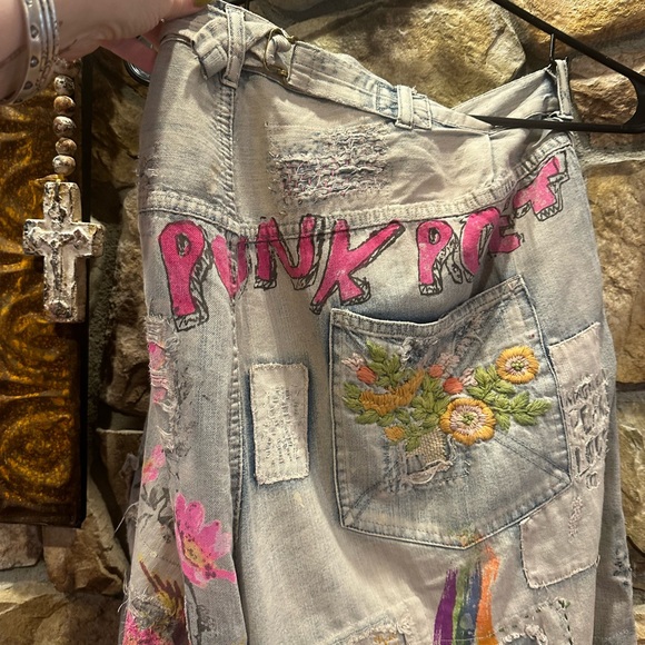 Magnolia Pearl valentine Dani jeans ✨FIRM✨ - Picture 6 of 7